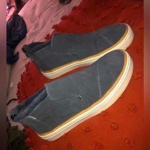 Gray 6.5 Tom boot sneakers